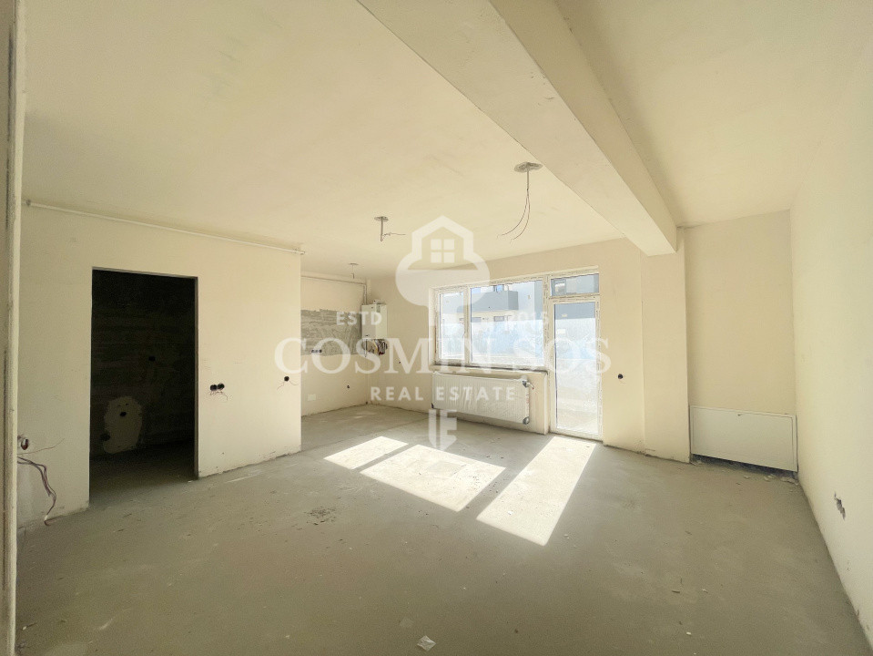 Apartament cu 3 camere de vanzare in Floresti + loc parcare