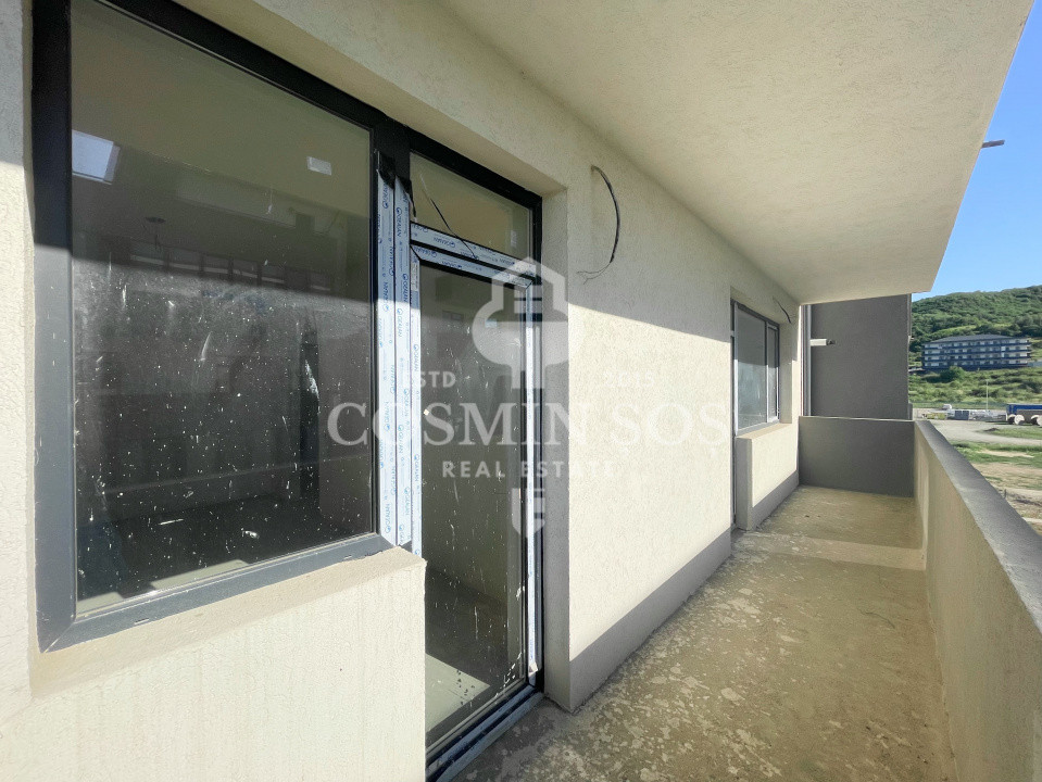 Apartament cu 3 camere de vanzare in Floresti + loc parcare