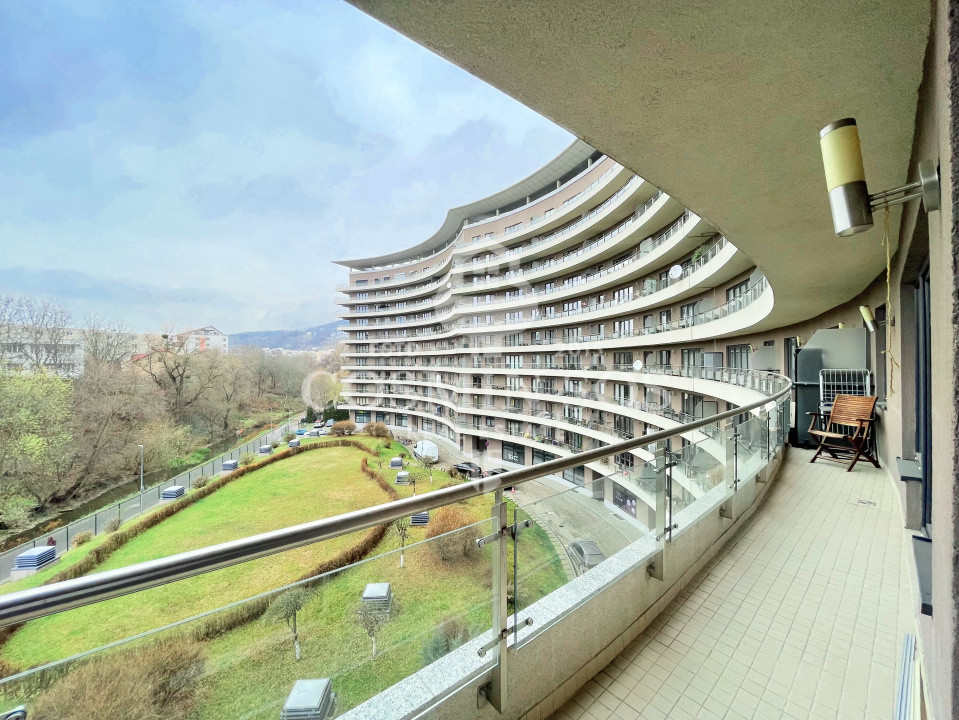 Apartament cu 2 camere de inchiriat in blocul Semiluna, Cartierul Plopilor