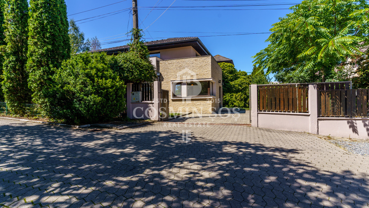 Casa de vanzare in Cartierul Zorilor