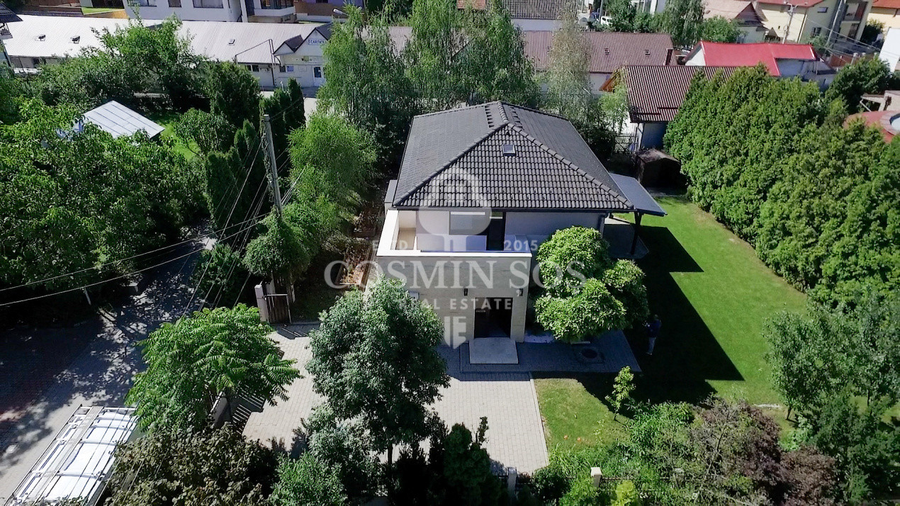Casa de vanzare in Cartierul Zorilor
