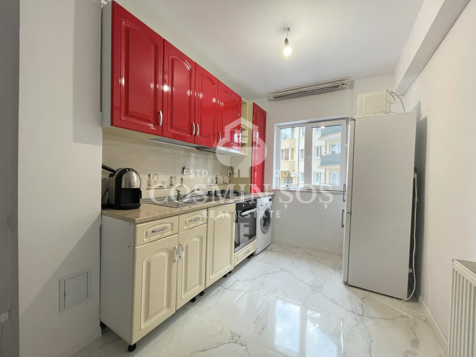 Apartament cu 2 camere de vanzare, cu parcare, Floresti