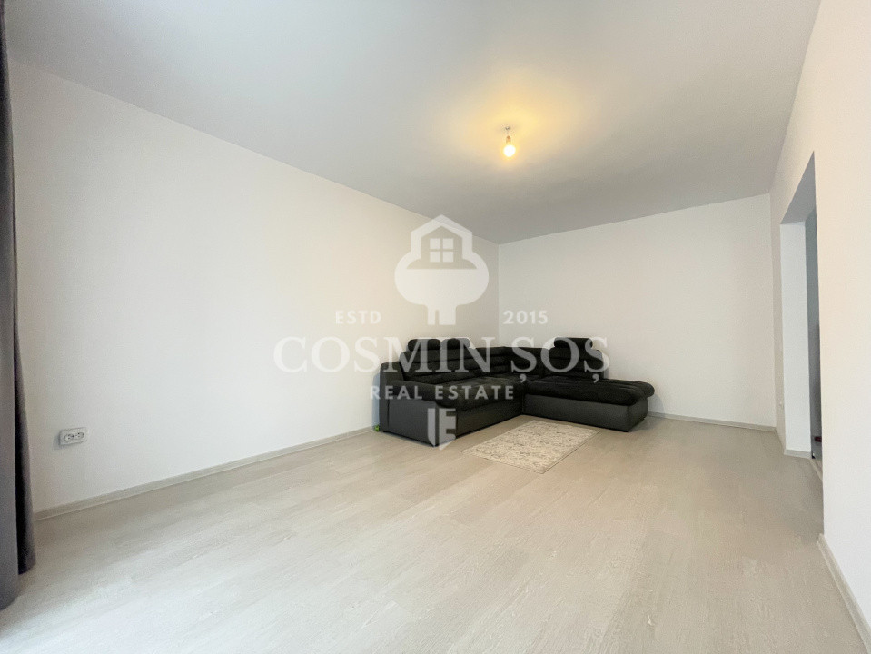 Apartament cu 2 camere de vanzare, cu parcare, Floresti