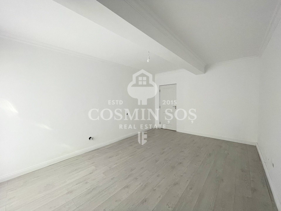 Apartament cu 3 camere de vanzare, cu gradina si parcare, Floresti