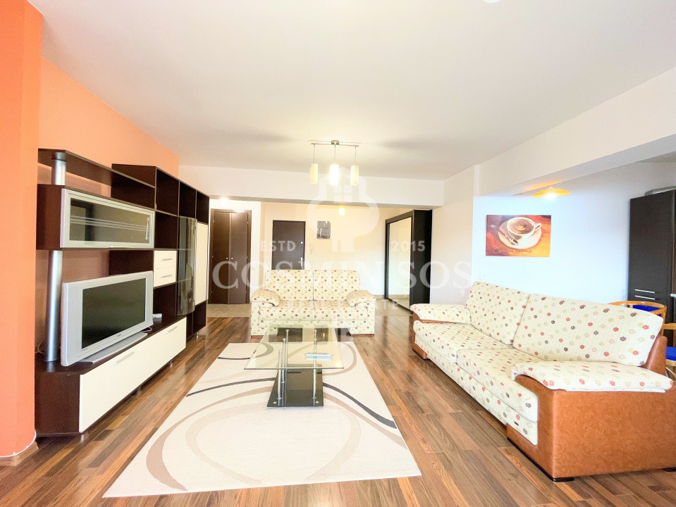 Apartament cu 2 camere de inchiriat in blocul Semiluna, Plopilor