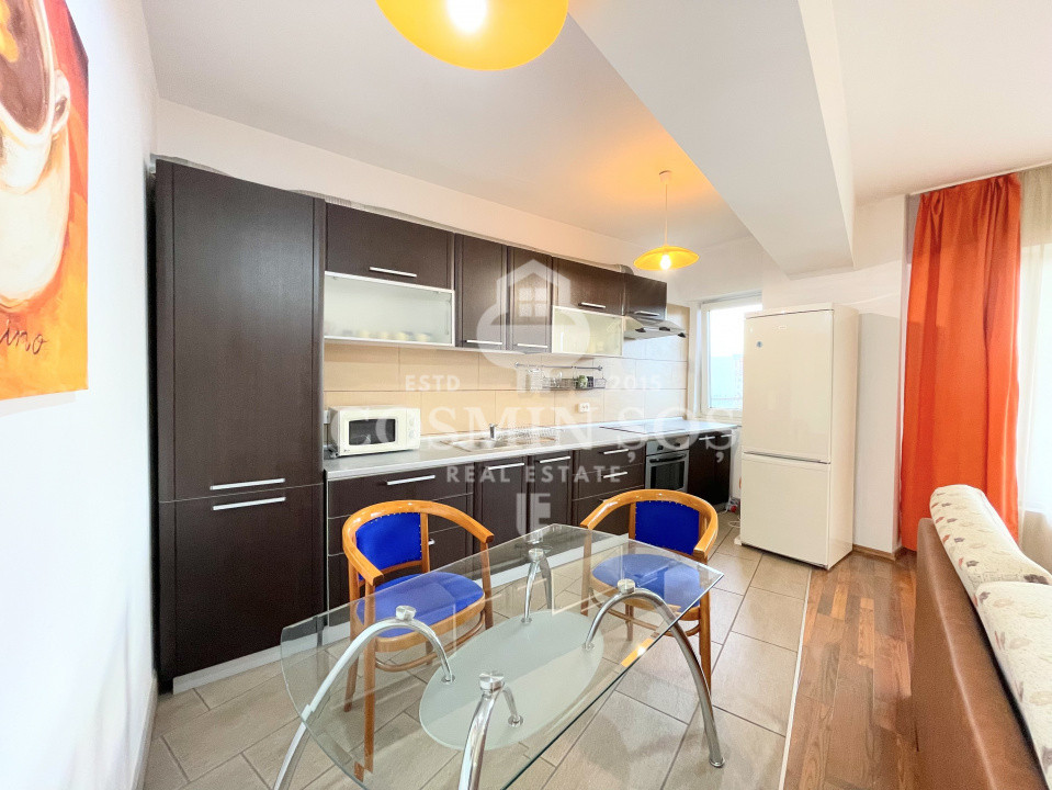 Apartament cu 2 camere de inchiriat in blocul Semiluna, Plopilor