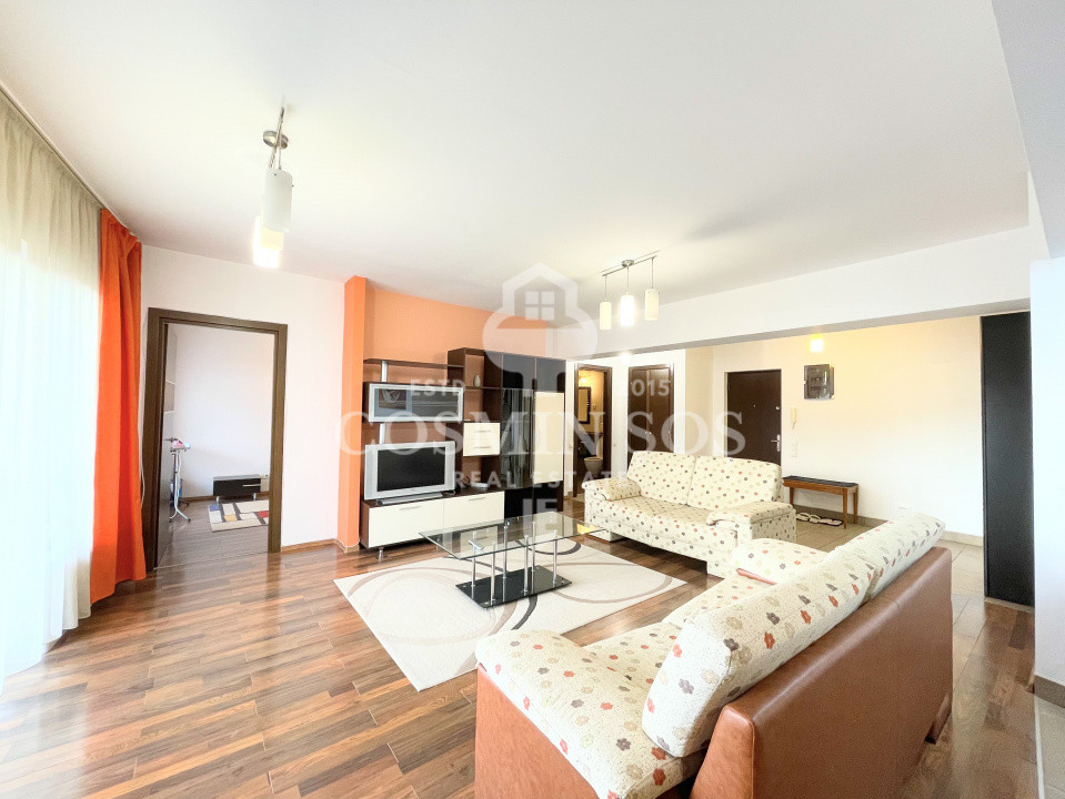 Apartament cu 2 camere de inchiriat in blocul Semiluna, Plopilor