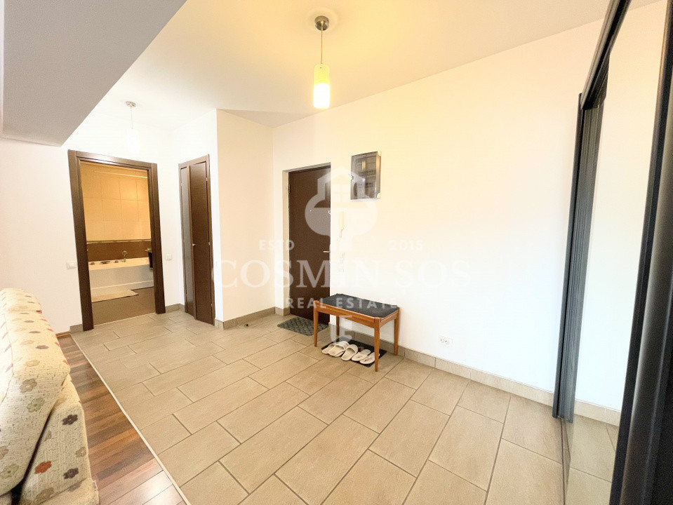 Apartament cu 2 camere de inchiriat in blocul Semiluna, Plopilor