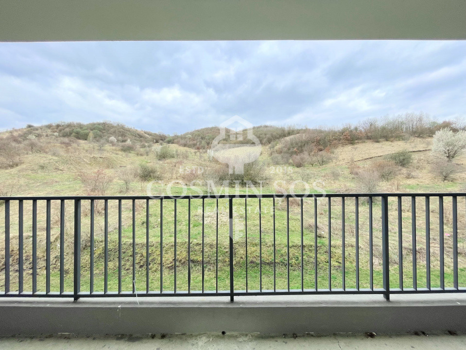 Apartament cu 3 camere de vanzare in Floresti + loc de parcare