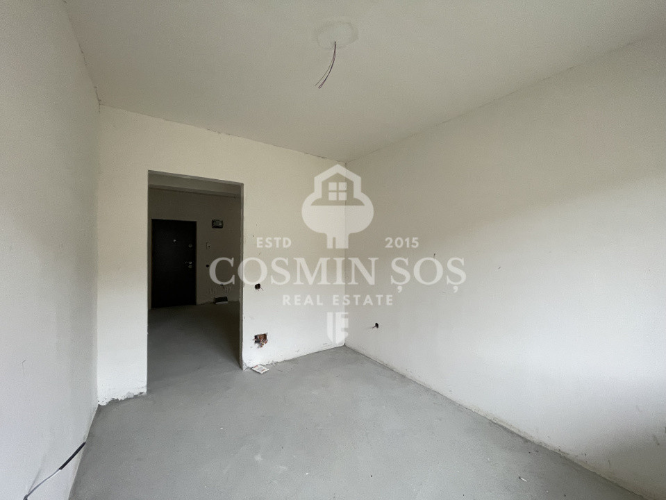 Apartament cu 3 camere de vanzare in Floresti + loc de parcare