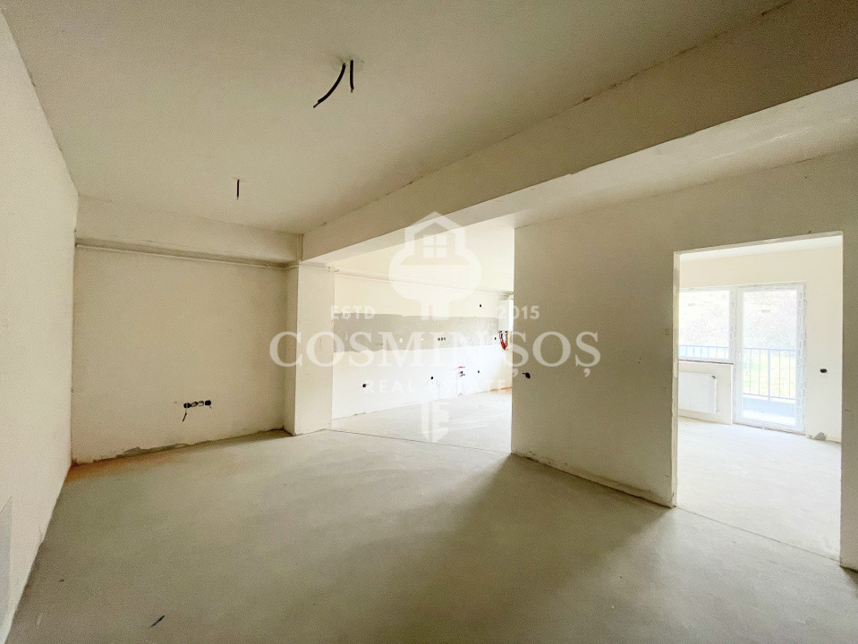 Apartament cu 3 camere de vanzare in Floresti + loc de parcare
