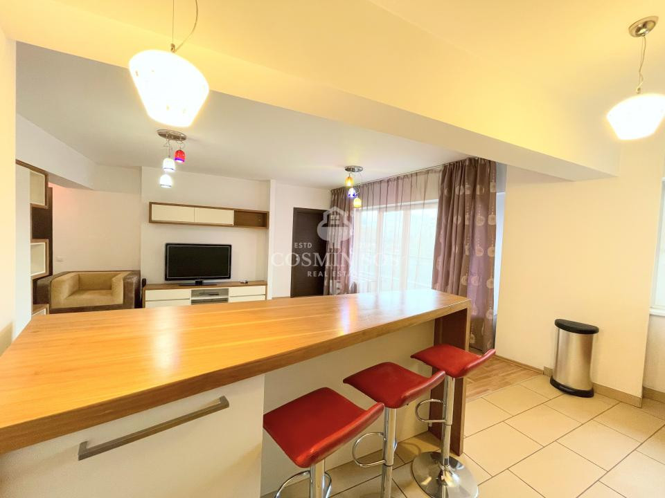 Apartament cu 2 camere de inchiriat in blocul Semiluna, Cartierul Plopilor