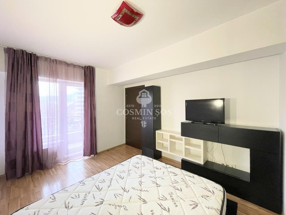 Apartament cu 2 camere de inchiriat in blocul Semiluna, Cartierul Plopilor