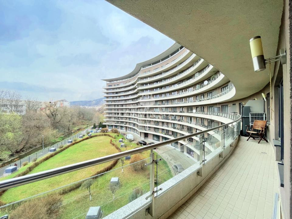 Apartament cu 2 camere de inchiriat in blocul Semiluna, Cartierul Plopilor