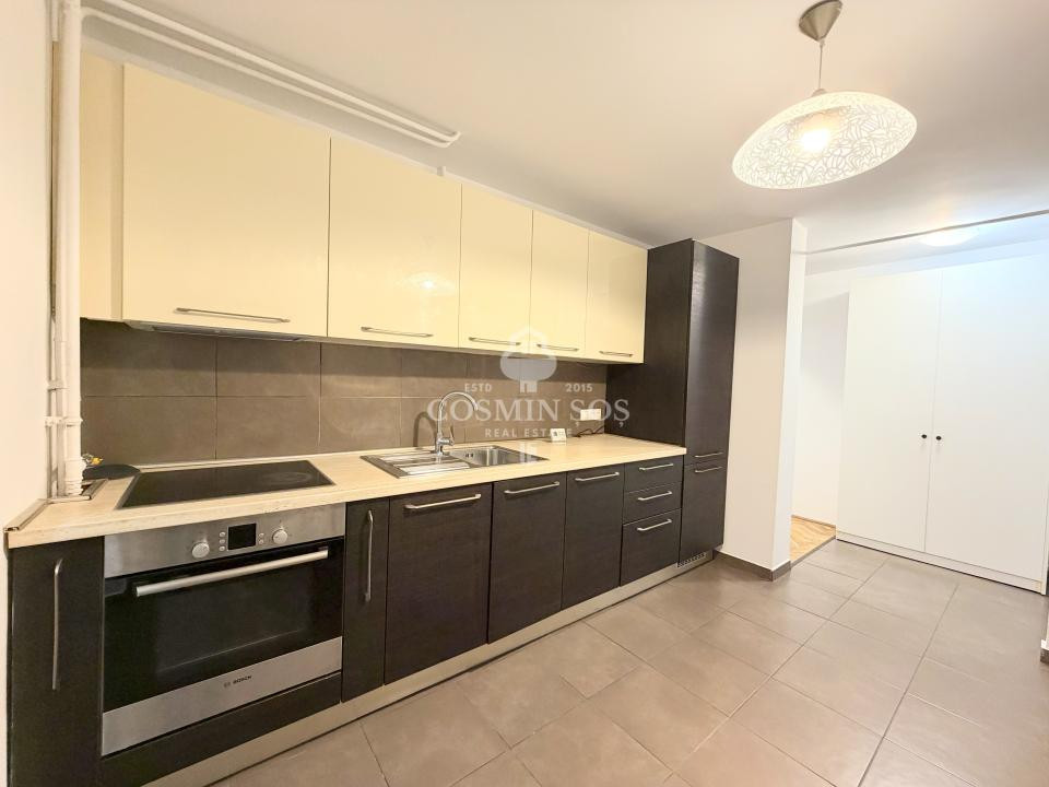 Apartament cu 2 camere de inchiriat | Parcare | Str. Lunii | Zorilor