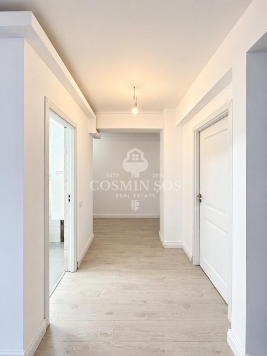Apartament cu 3 camere, curte proprie si parcare, de vanzare in Floresti